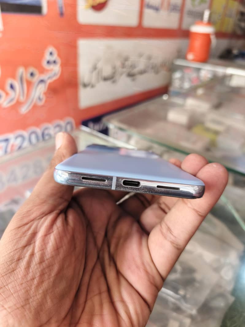 Google Pixel 8 Pro 1