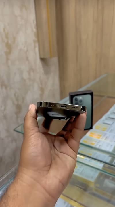 Apple iPhone 13 Pro