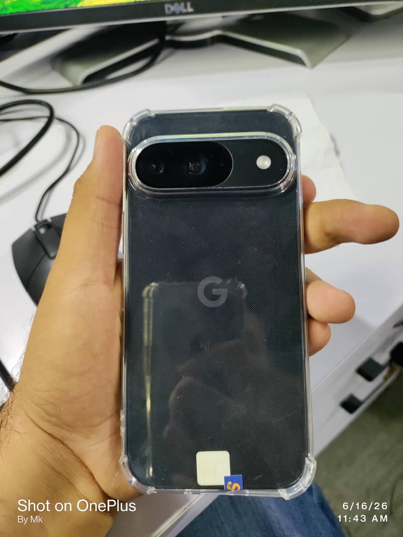 Google Pixel 9 4