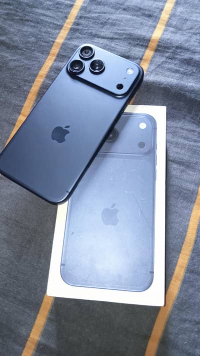 Apple iPhone 17 Pro Max jv