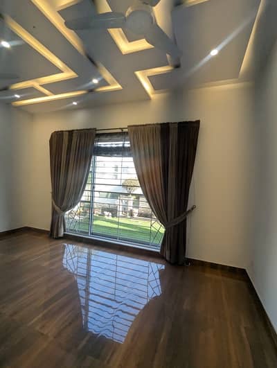 A block new house available for rent