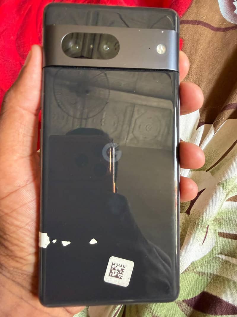 Google Pixel 7 4