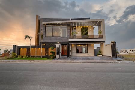 A BEAUTIFUL 1 KANAL HOUSE FOR SALE IN TULIP BLOCK BAHRIA TOWN LAHORE