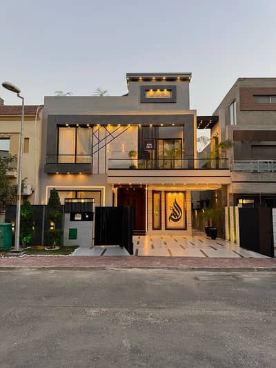 10 MARLA BEAUTIFUL HOUSE FOR SALE IN TULIP BLOCK SECTOR C BAHRIA TOWN LAHORE