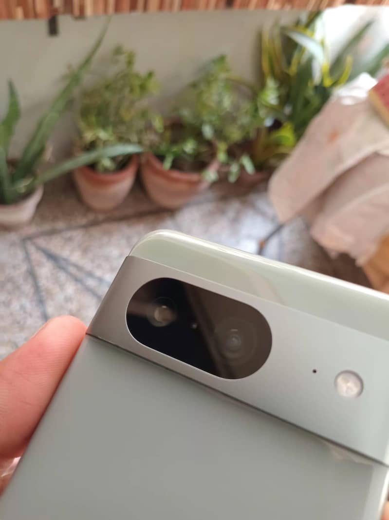 Google Pixel 8 3