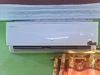 1.5 Ton Split AC mint condition