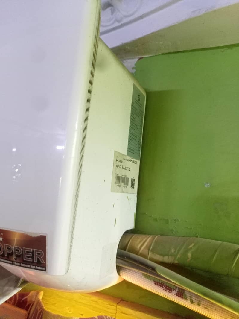 1.5 Ton Split AC mint condition 1