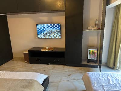 INDEPENDENT 1-BEDROOM GROUND PORTION WITH SEPARATE ENTRANCE FOR RENT IN DHA KARACHI