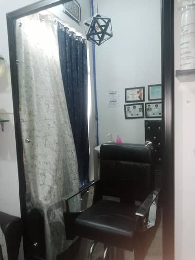 adjustable mirror