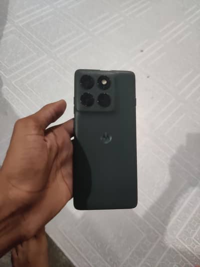 Motorola Edge 2025