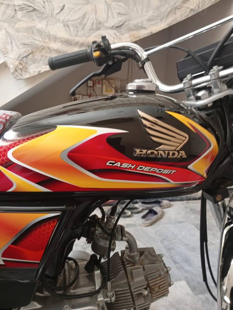 Honda CD-70 3