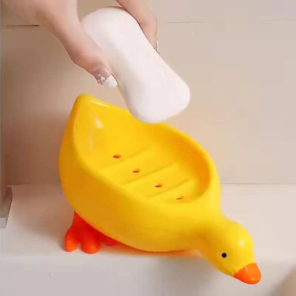 Cute Duck Soap Holder with Drainage – Plastic Soap Dish for Bathroom & Kitchen