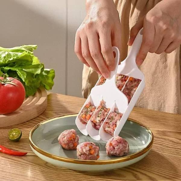Manual Meatball Maker Mold Set – DIY Kebab & Meatball Shaper Tool with Scraper – Kitchen Cooking Gadget