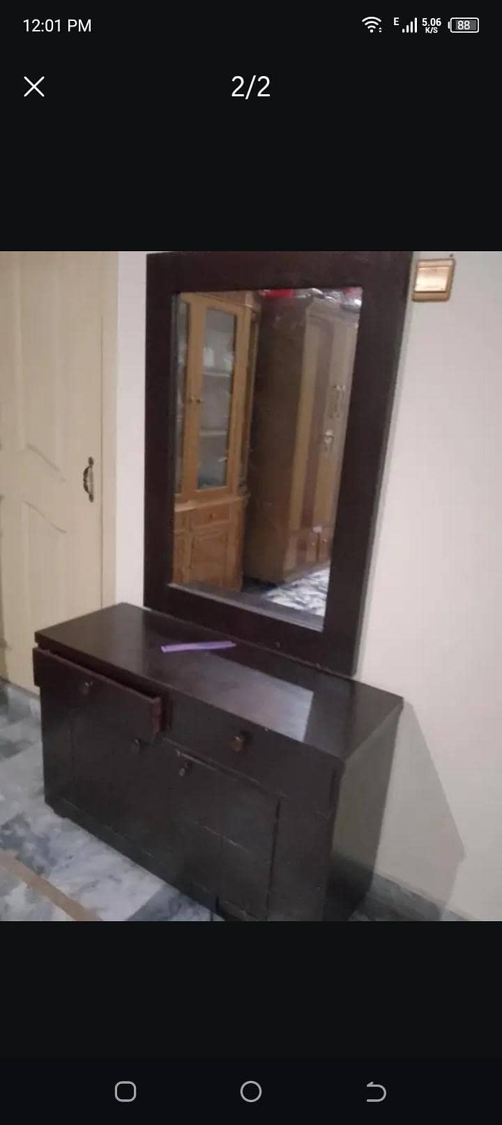 dressing table 1
