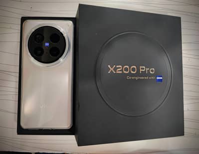 Vivo x200 Pro - Official PTA - Complete Box - In Warranty