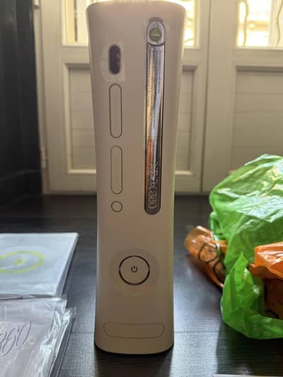 Microsoft Xbox360 (Xbox 360) 320GB Jailbreak
