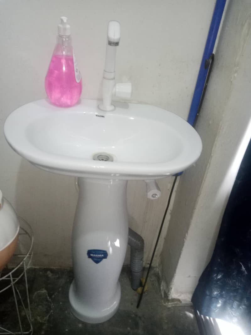 shampoo unit 0