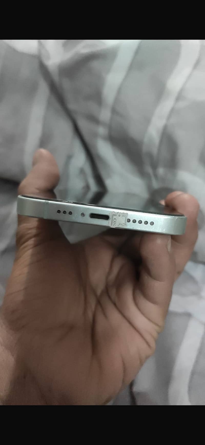 Apple iPhone 12 3