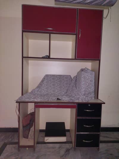 computer table