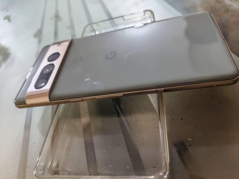 Google Pixel 7 Pro 2