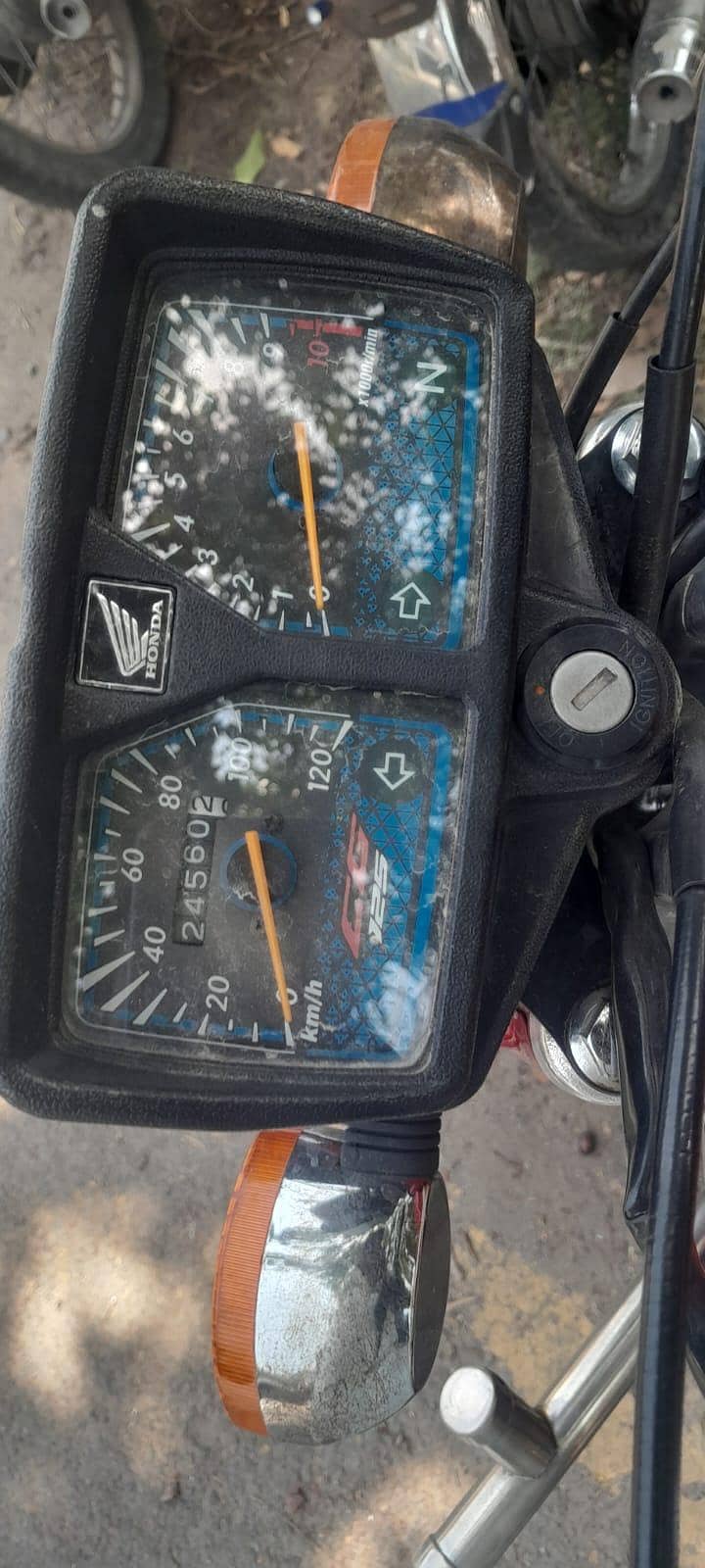 ph=03029616319 5