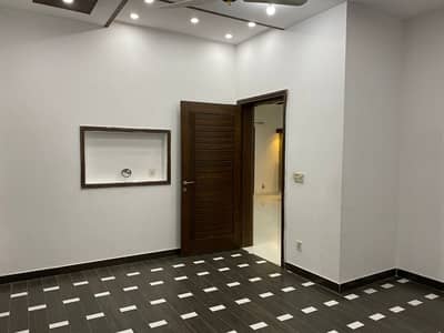 1Kanal Upper Portion Available For Rent On The Top Location Punjab Comprative Housing Society