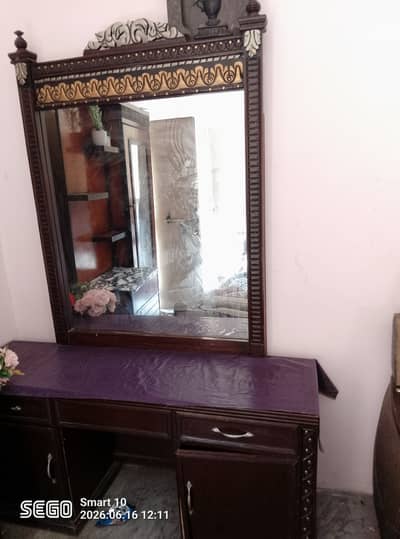 2 add dressing ak kapry wali almari 3 Dors wali+92 347 6651718 wha onl