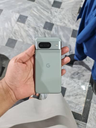 Google Pixel 8