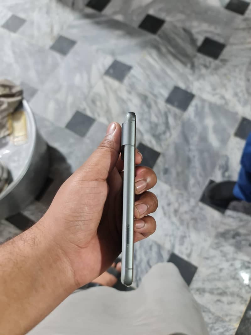 Google Pixel 8 8