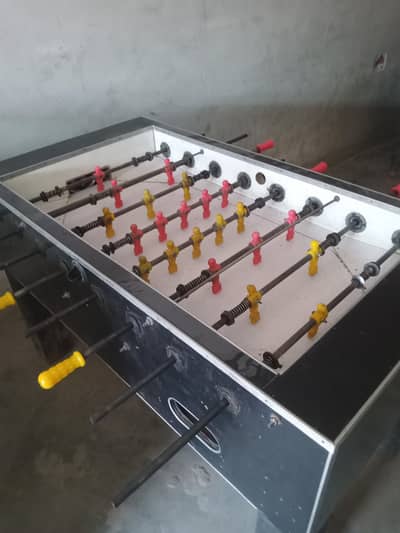 hand football game