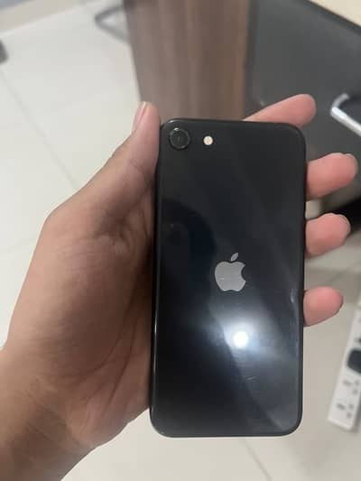 Apple iPhone SE