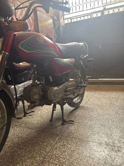 Honda CD70 16A