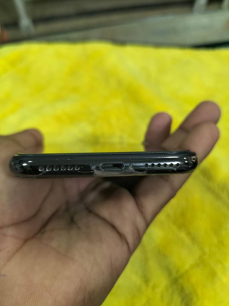 Apple iPhone X 1