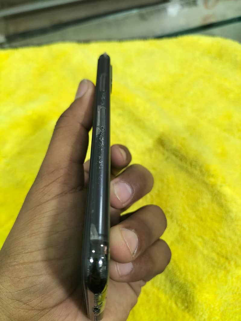 Apple iPhone X 2