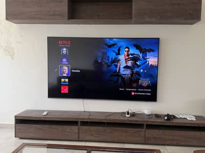 Samsung Q LED 85’