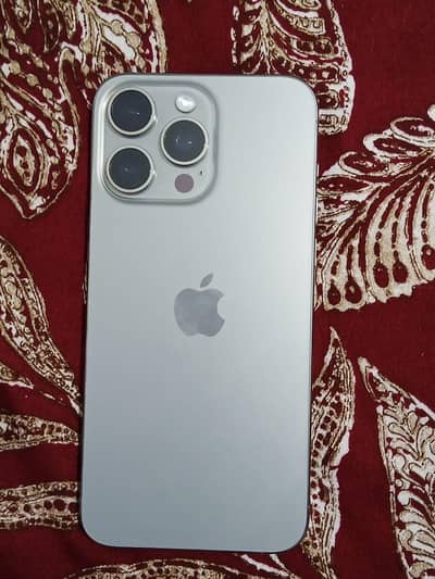 Apple iPhone 15 Pro Max
