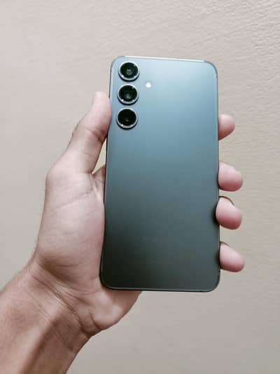 Samsung Mobile S24 Plus Sim lock