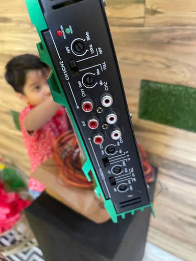 Amplifier + Powerful Subwoofer + Complete Wiring Kit