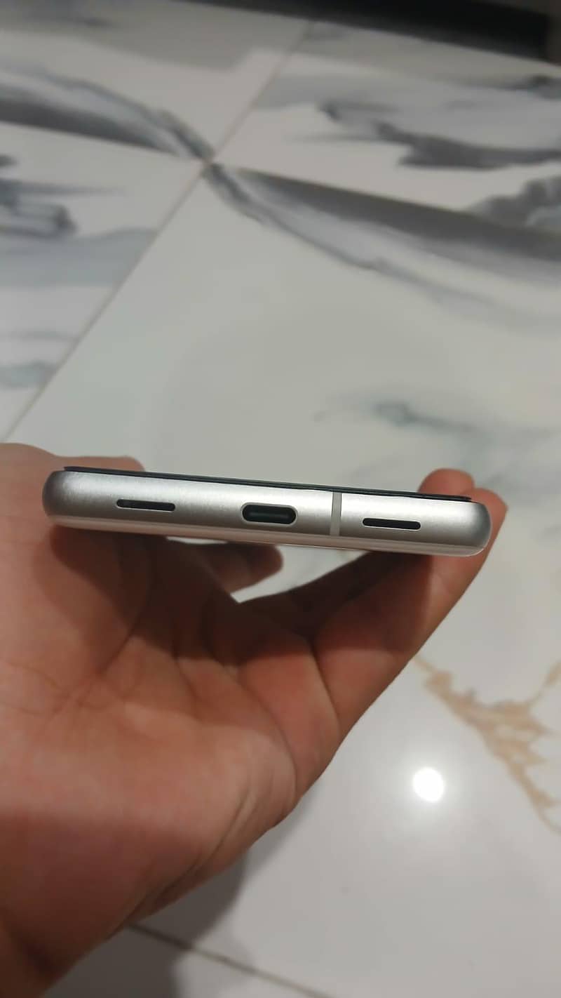 Google Pixel 7a 6