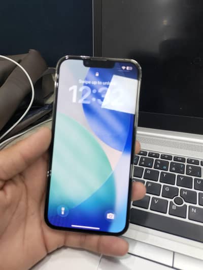 Apple iPhone 13 Pro