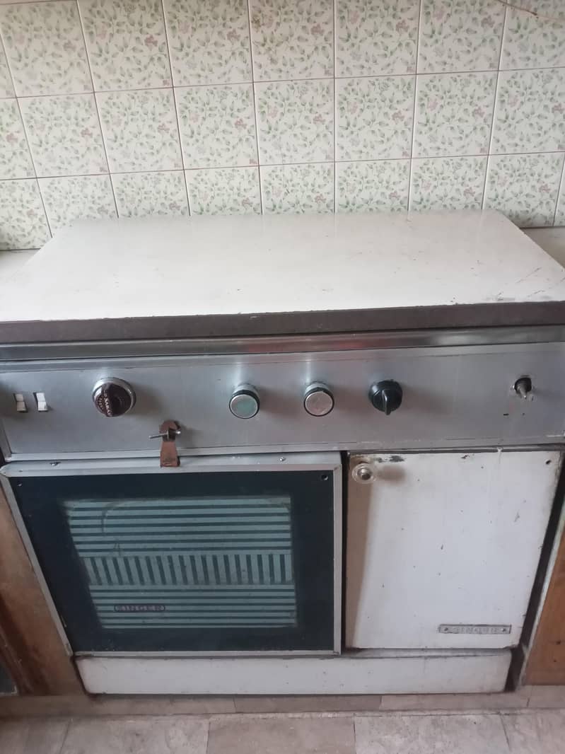Cooking Range (Singer) 1