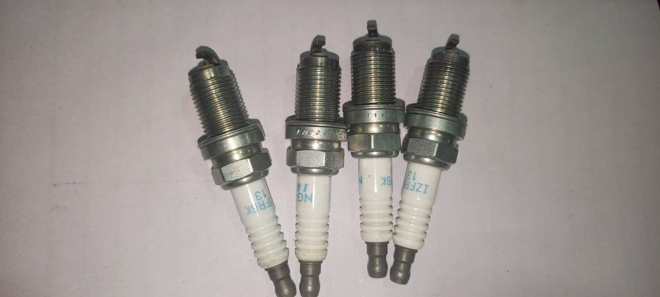 spark plugs 16