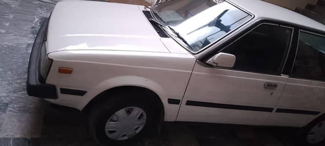 Nissan Sunny 1983