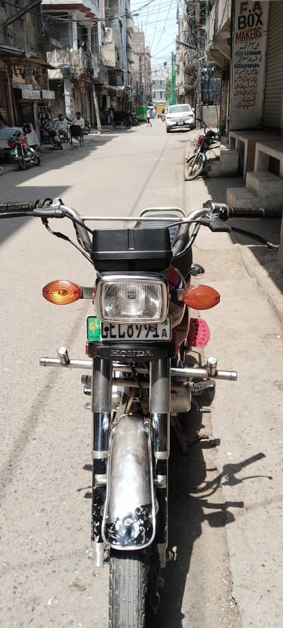 Honda 125 16 model