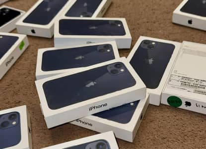 Apple iPhone 13