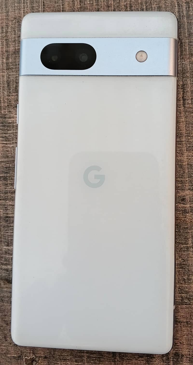 Google pixel 7A 4