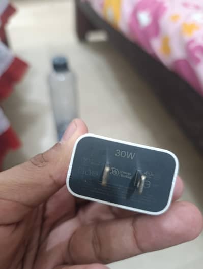 Google 30W adapter
