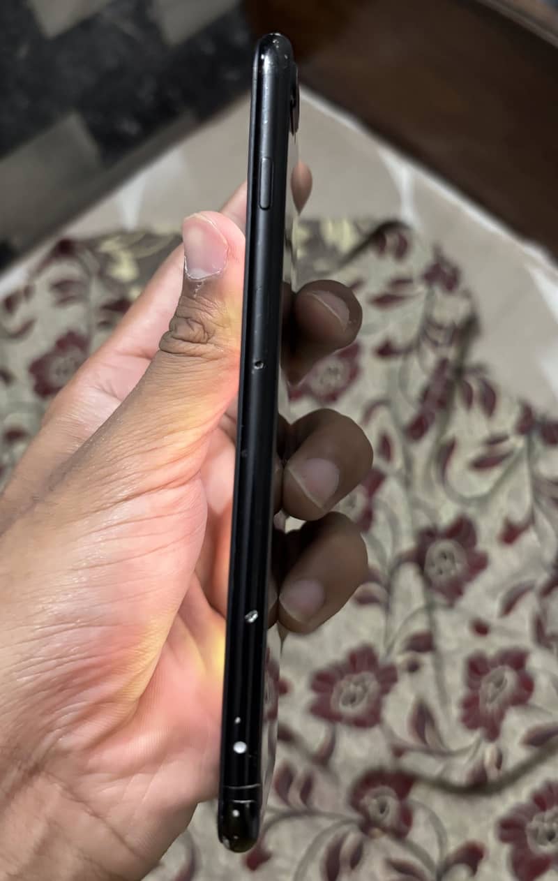 Apple iPhone 7 Plus 3