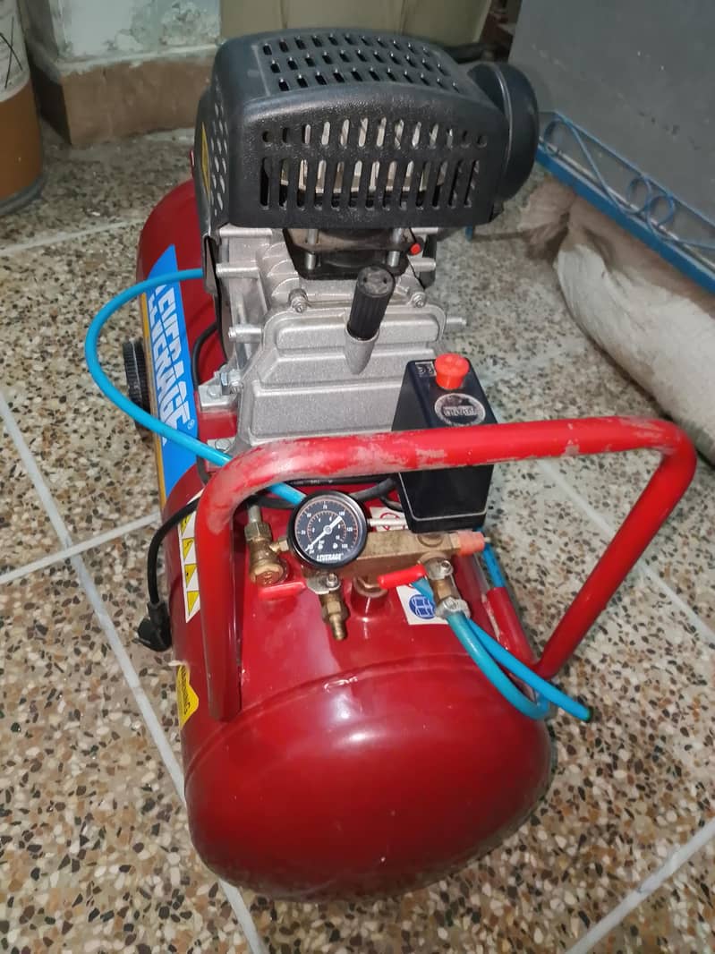 Mobile data cable manufacturing machine 7