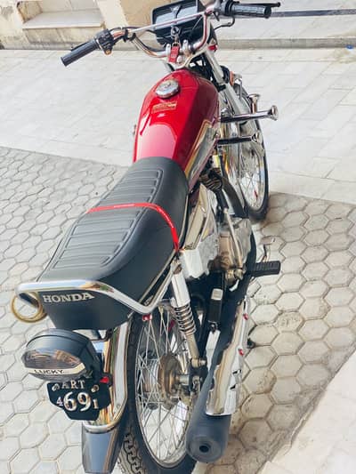 Honda 125 all punjab number